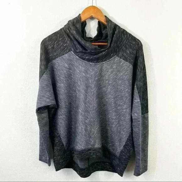 Te Verde Tops - Te Verde space dyed sweatshirt